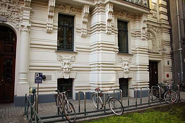 376-Стрелниеку, 4А